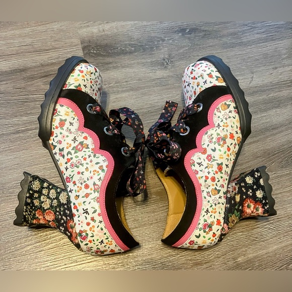 John Fluevog Fermare 8.5 - Picture 2 of 7